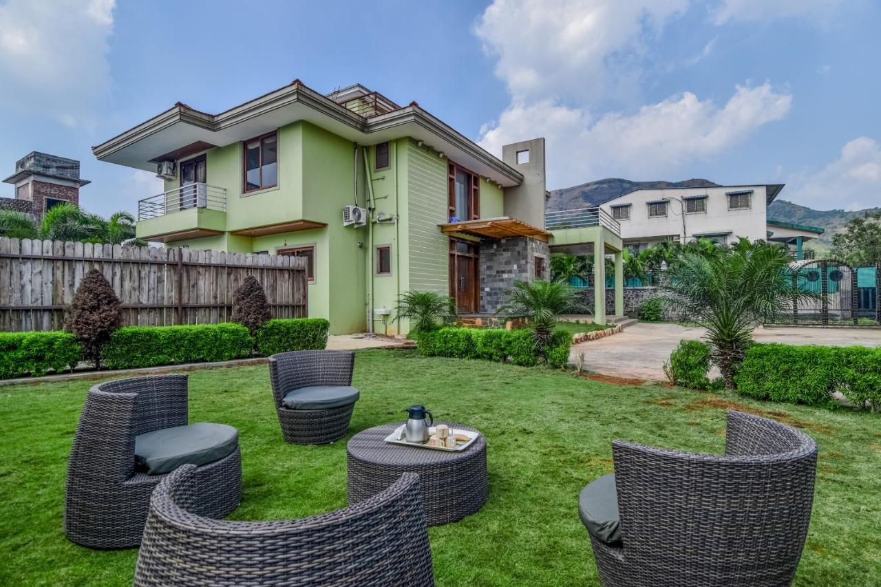 Lifeline Villas - Luxurious Taraangan 4 Mountain View Villa With Biggest Pool And Huge Open Area ロナバラ エクステリア 写真