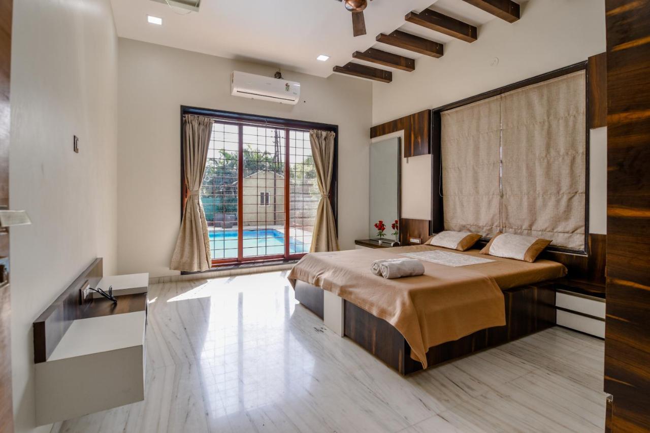 Lifeline Villas - Luxurious Taraangan 4 Mountain View Villa With Biggest Pool And Huge Open Area ロナバラ エクステリア 写真