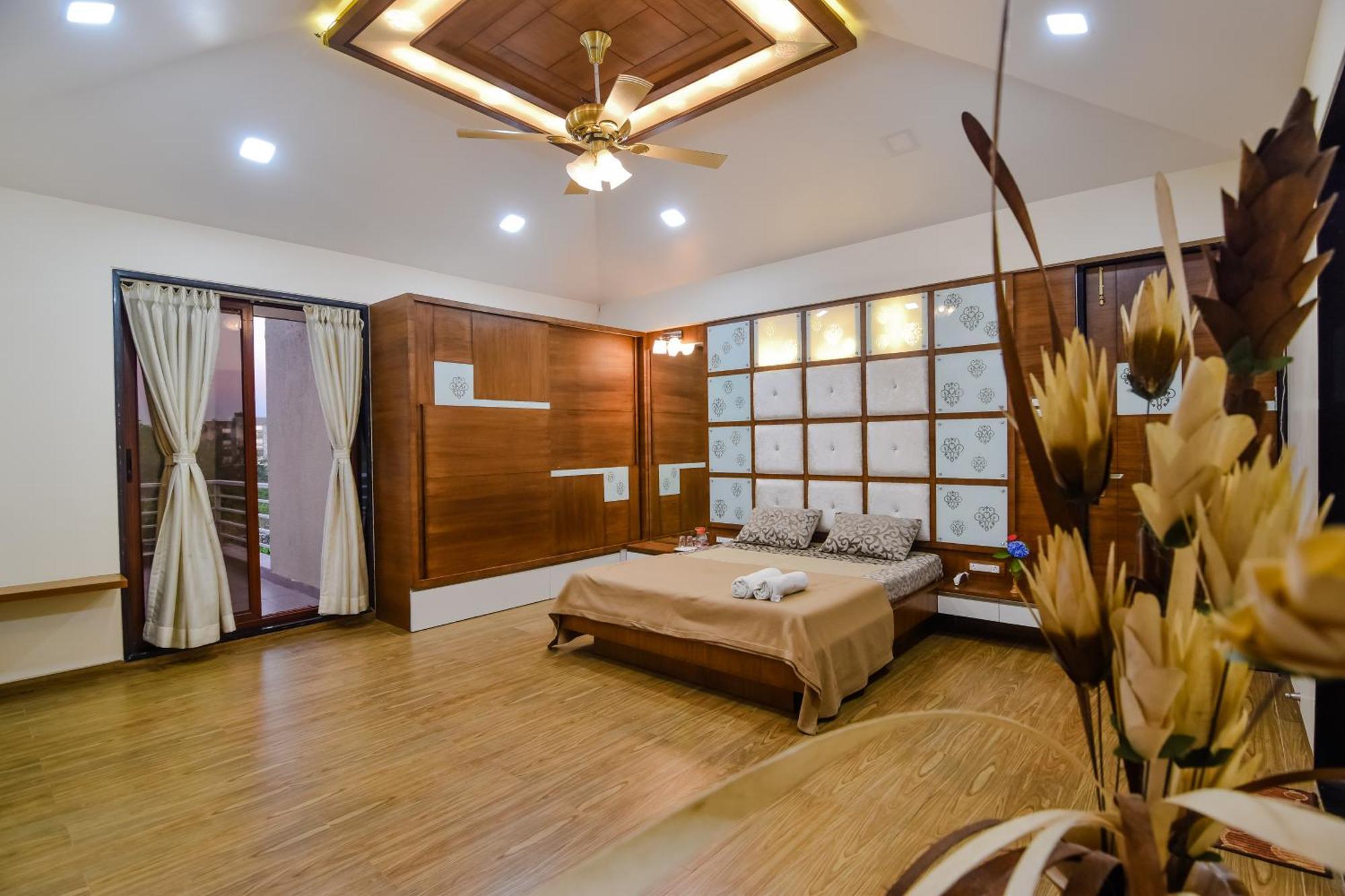 Lifeline Villas - Luxurious Taraangan 4 Mountain View Villa With Biggest Pool And Huge Open Area ロナバラ エクステリア 写真