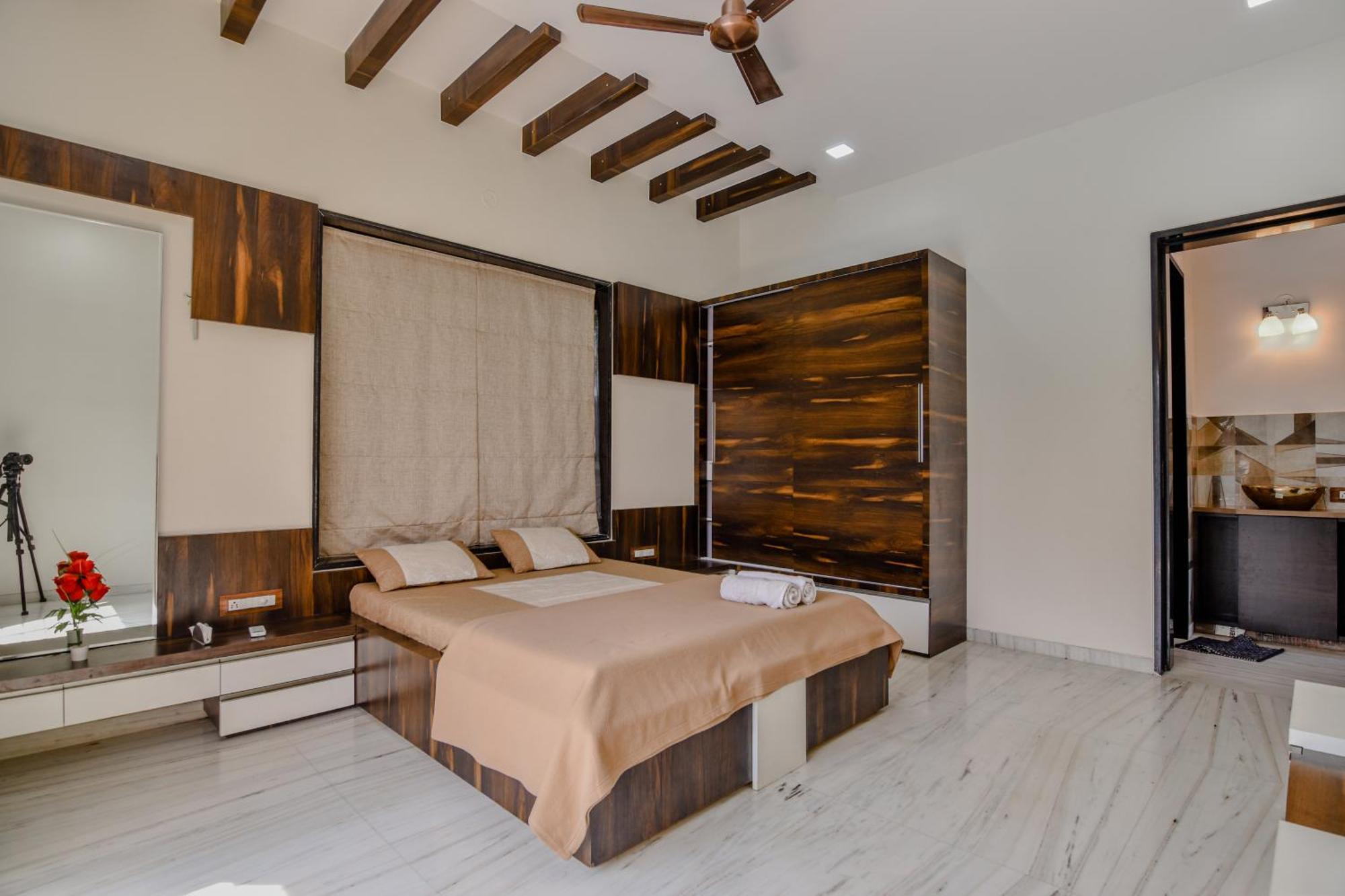Lifeline Villas - Luxurious Taraangan 4 Mountain View Villa With Biggest Pool And Huge Open Area ロナバラ エクステリア 写真